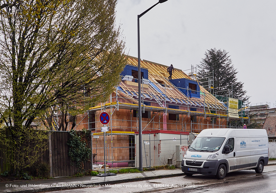 12.04.2023 - Baustelle Niederalmstraße 16 in Neuperlach